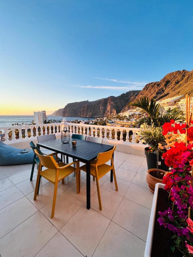 Luxury Penthouse With Breathtaking Views And Huge Private Terraces Apartamento Puerto de Santiago  Exterior foto
